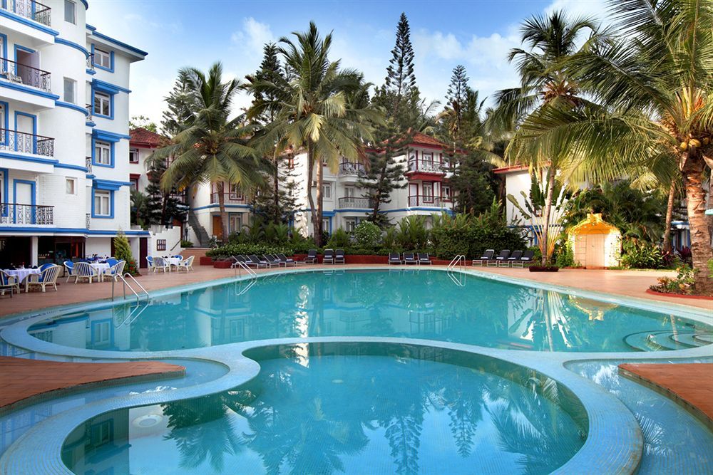 Monterio Hotel Baga Bagian luar foto